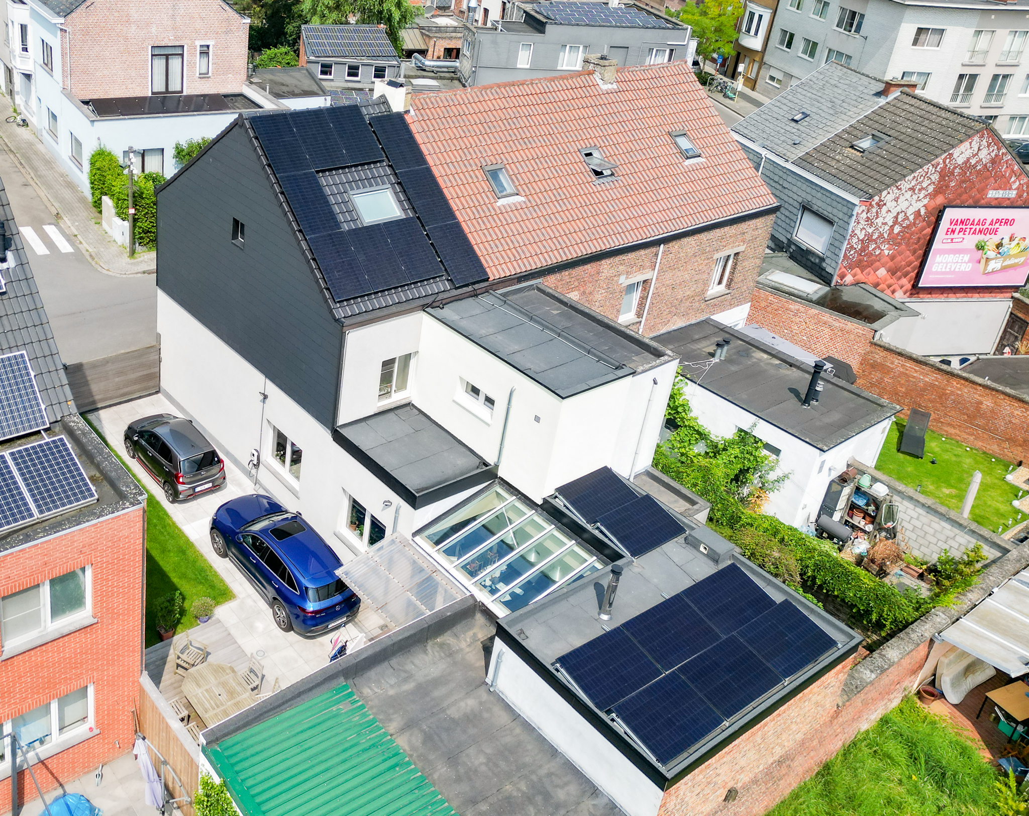 Buitenschilrenovatie met duurzame energie in Mechelen.met duurzame energie in Mechelen.