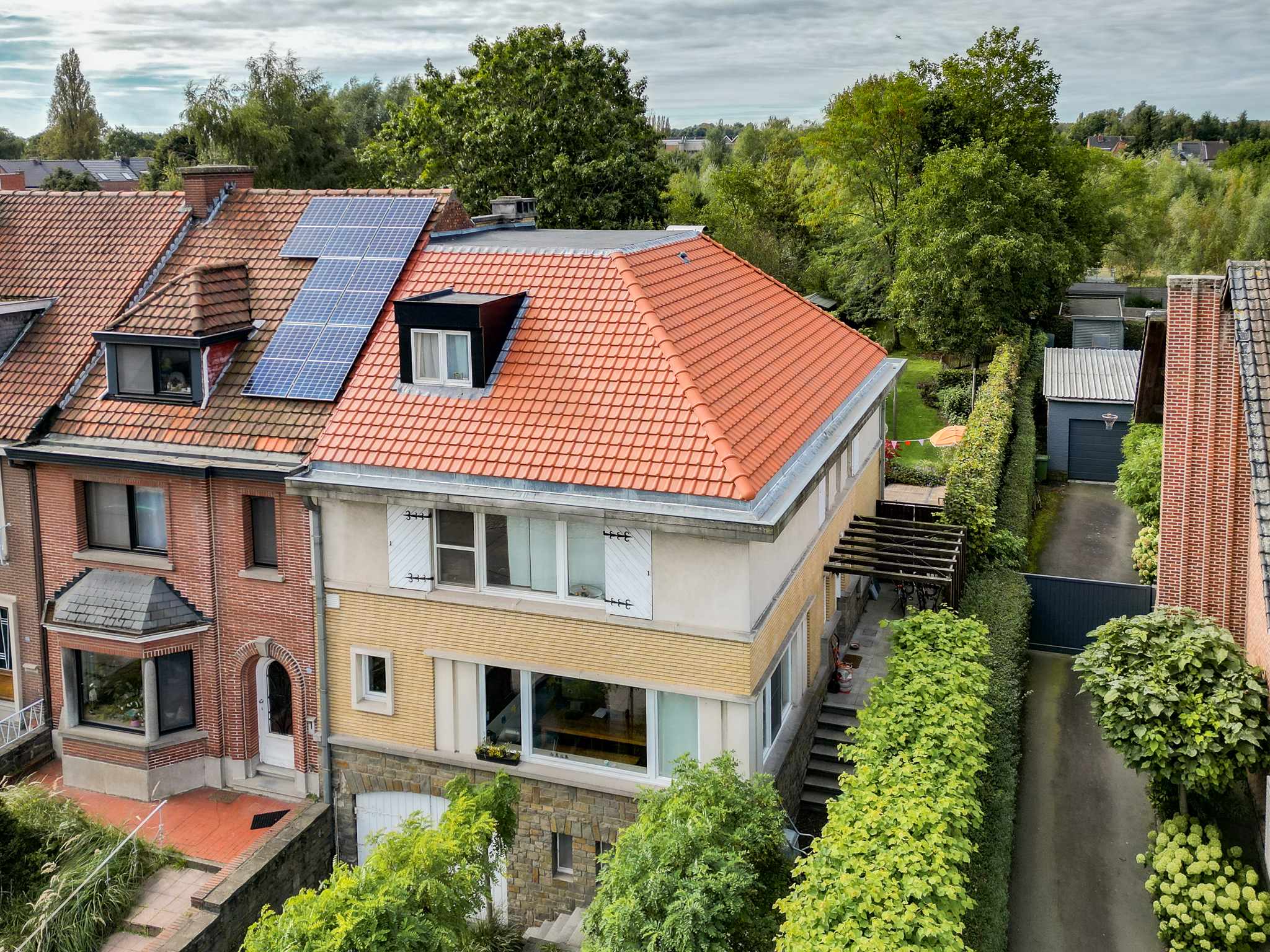 Dakrenovatie in Temse