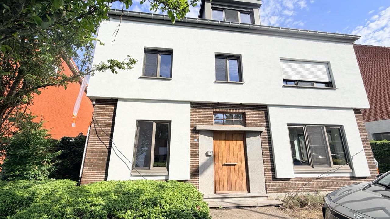 Gevelrenovatie Baumit CreativeTop - Brecht - Kijzer gevelwerkenb 5
